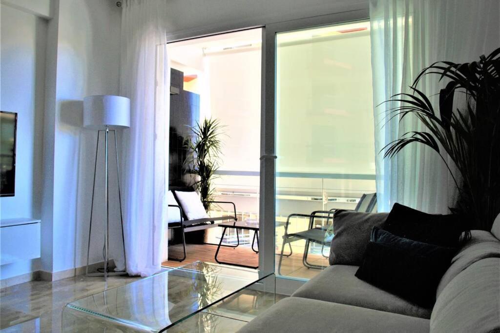 Apartamento Piccadilly Suite Торремолінос Екстер'єр фото